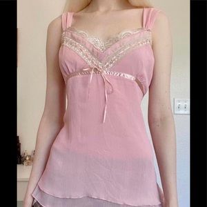 Apt.9 neckline layered hem cami top blouse.